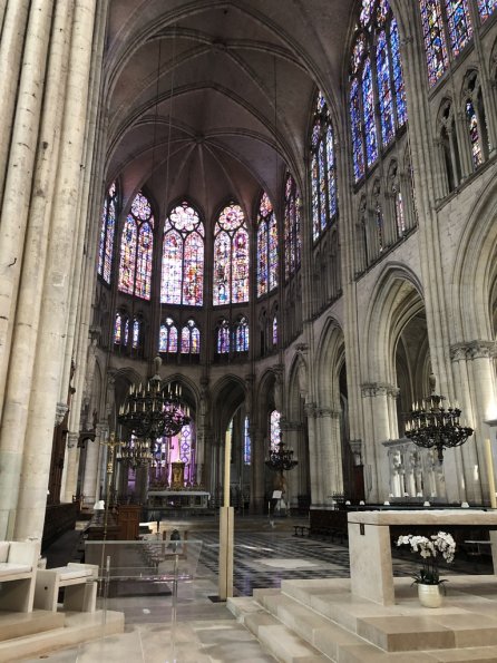 Troyes (53)